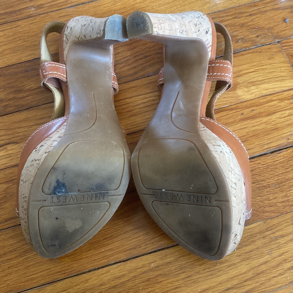 Nine West Cork and Leather Heels - Picture 3 of 7